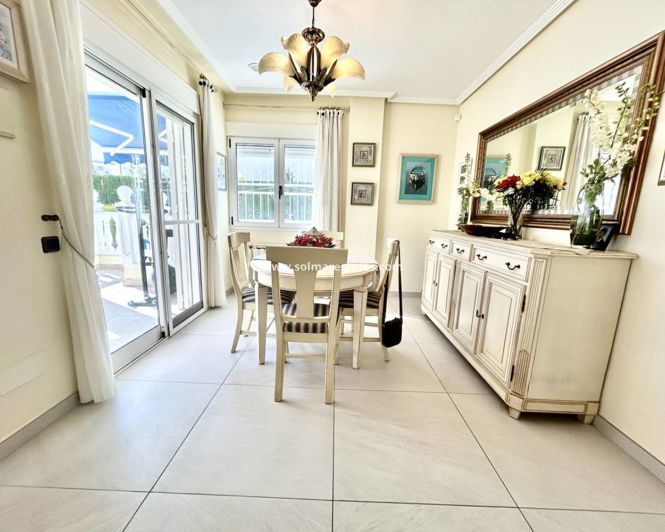 Image No.8-Villa de 4 chambres à vendre à Pinar de Campoverde