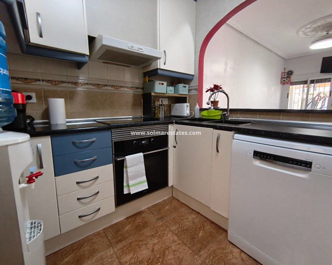 Image No.15-2 Bed Bungalow for sale