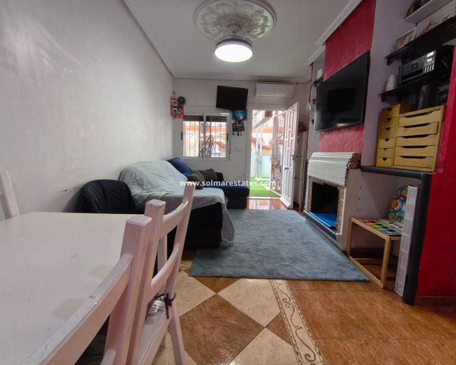 Image No.16-2 Bed Bungalow for sale