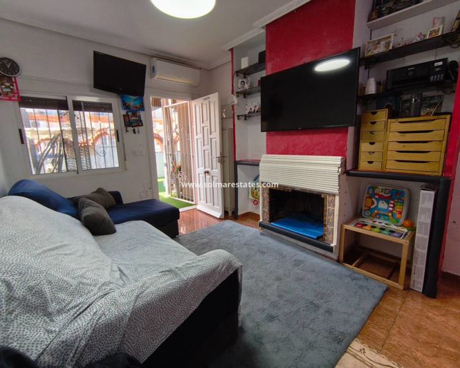 Image No.20-2 Bed Bungalow for sale