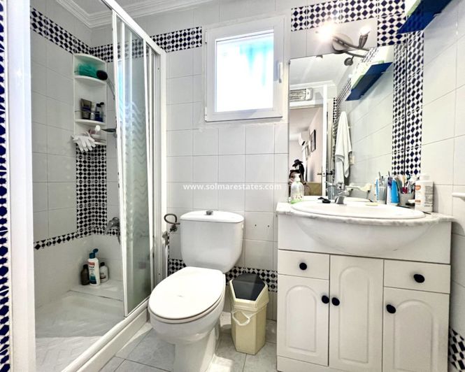 Image No.11-1 Bed Apartment for sale