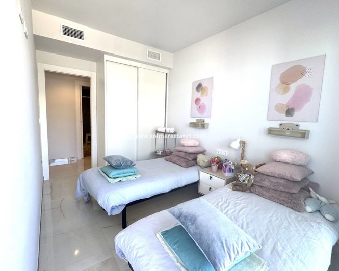 Image No.13-3 Bed Apartment for sale