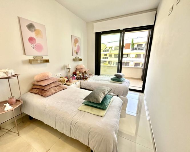 Image No.14-3 Bed Apartment for sale