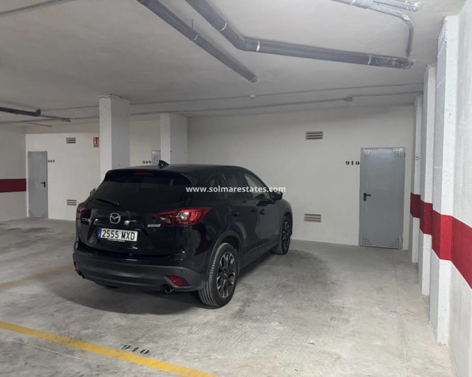 Image No.18-3 Bed Apartment for sale