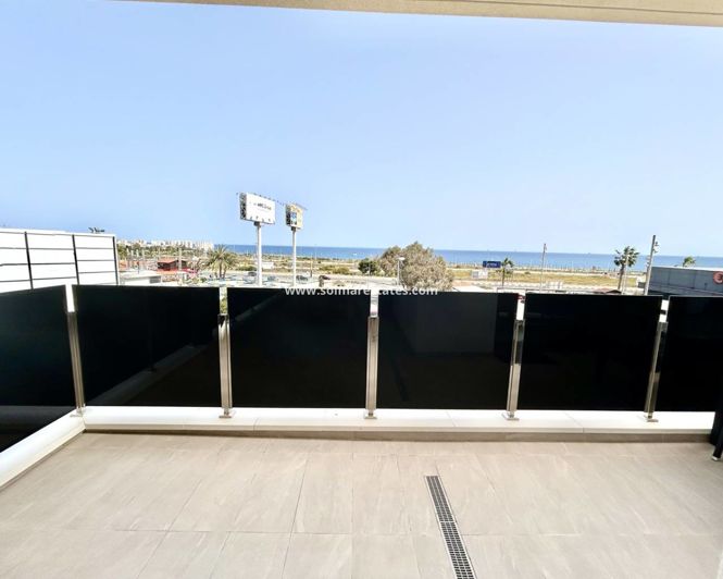 Image No.26-3 Bed Apartment for sale