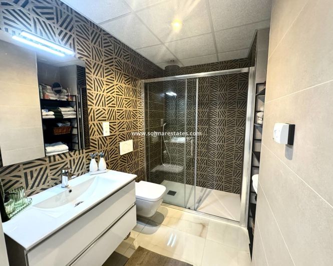 Image No.9-3 Bed Apartment for sale