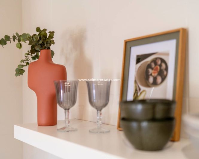 Image No.16-2 Bed Apartment for sale