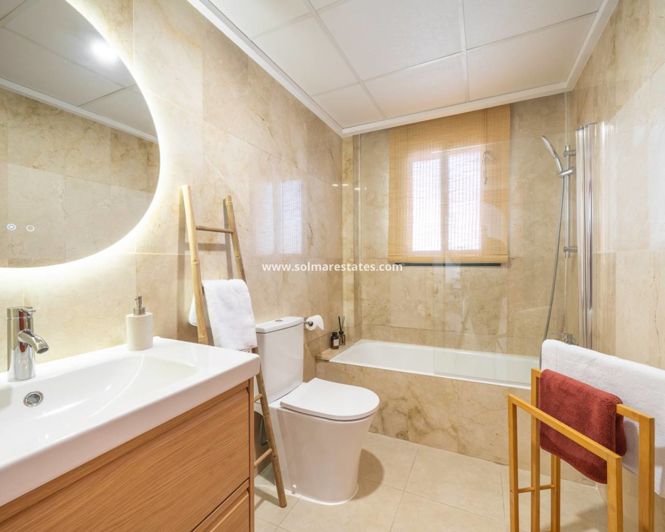 Image No.21-2 Bed Apartment for sale