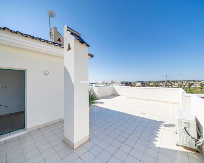 Image No.33-2 Bed Apartment for sale