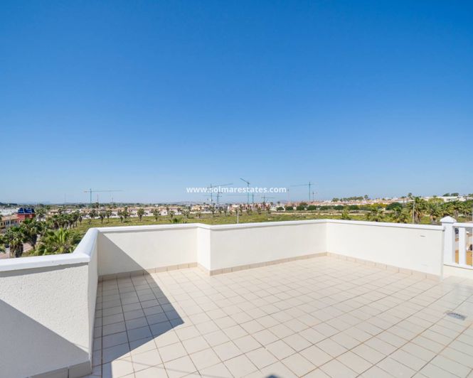 Image No.38-2 Bed Apartment for sale