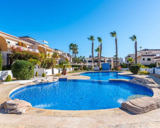 Image No.45-2 Bed Apartment for sale