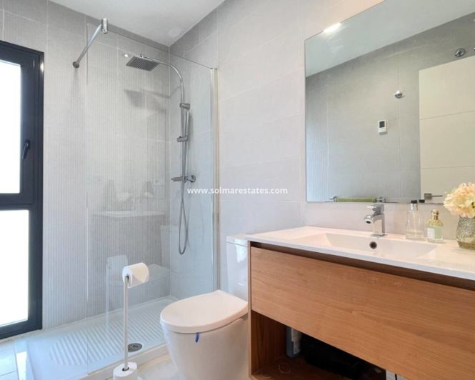 Image No.15-2 Bed Villa for sale