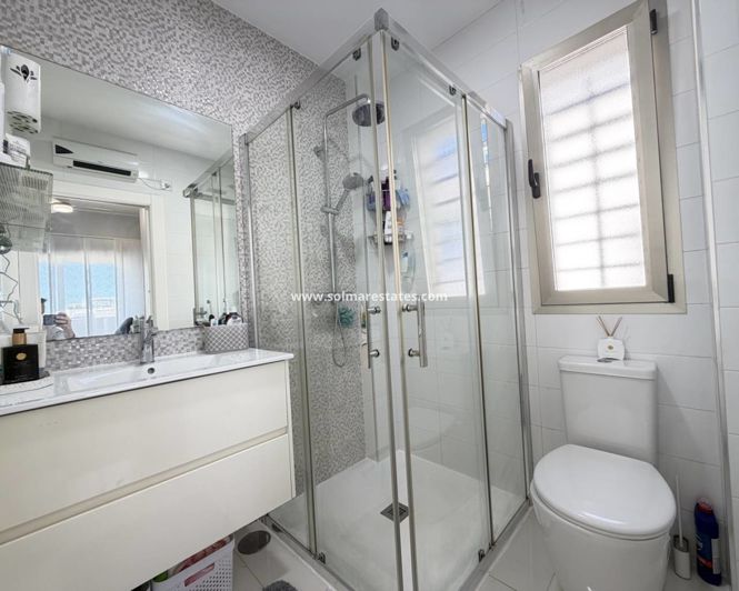 Image No.10-Villa de 3 chambres à vendre à Villamartin