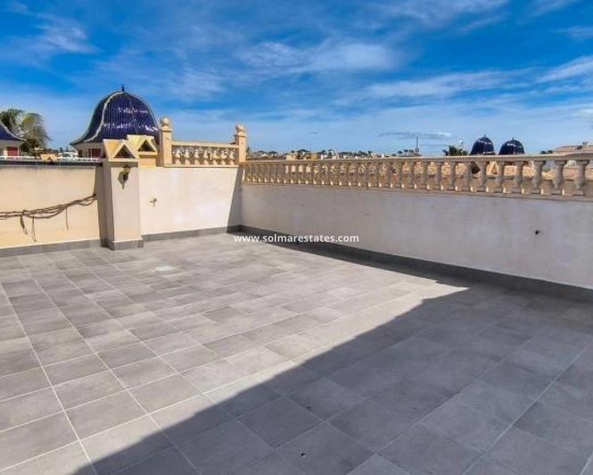 Image No.22-2 Bed Apartment for sale