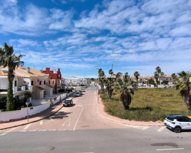 Image No.24-2 Bed Apartment for sale