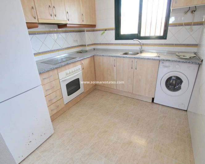 Image No.50-2 Bed Apartment for sale