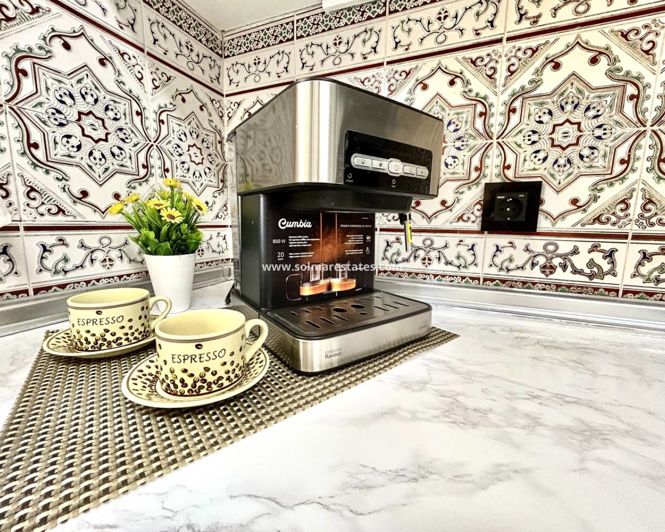 Image No.12-2 Bed Townhouse for sale