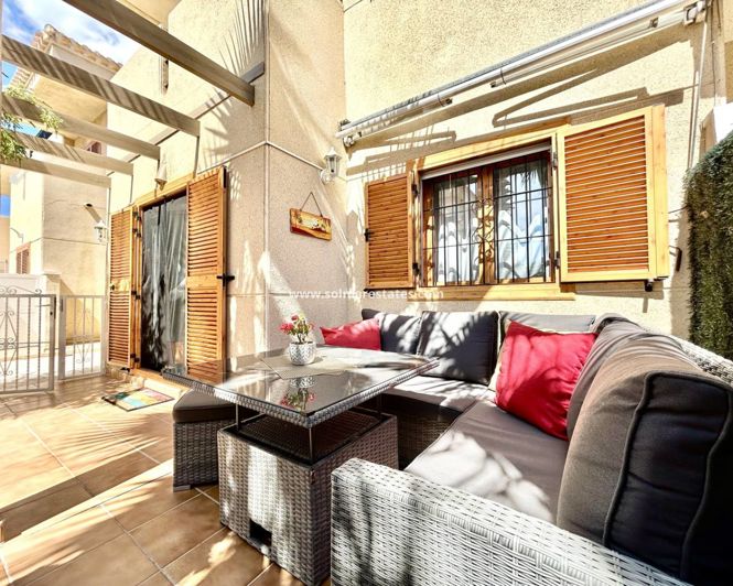 Image No.27-2 Bed Townhouse for sale