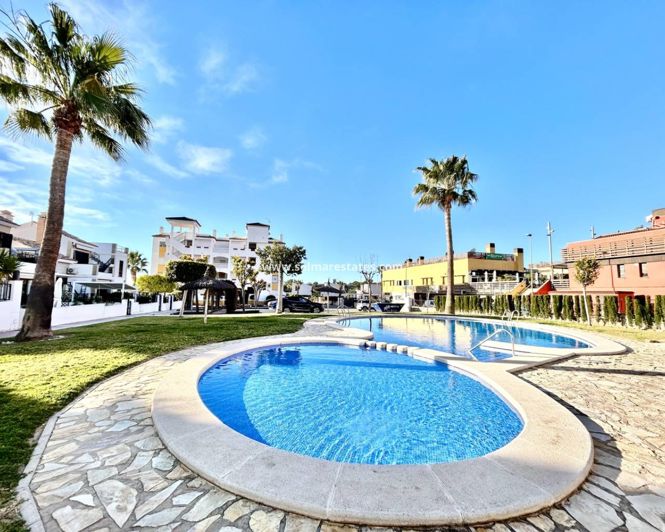 Image No.24-2 Bed Apartment for sale