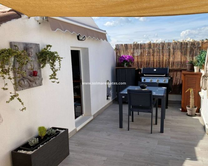 Image No.21-2 Bed Apartment for sale