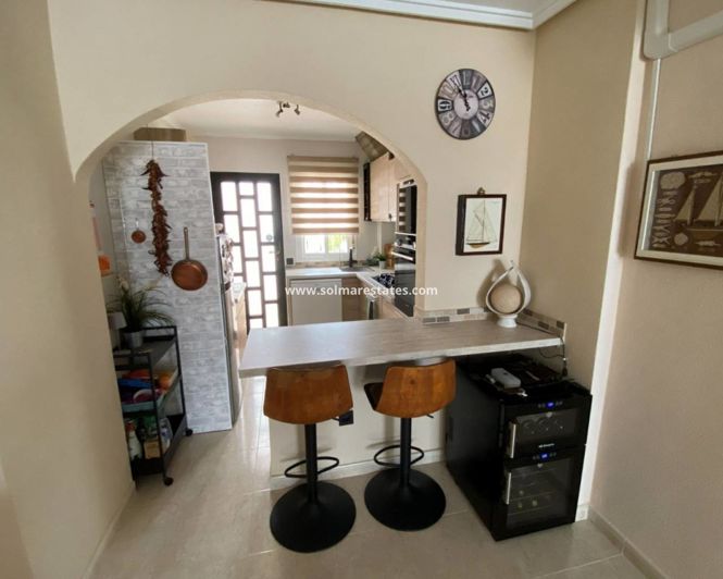 Image No.8-2 Bed Apartment for sale