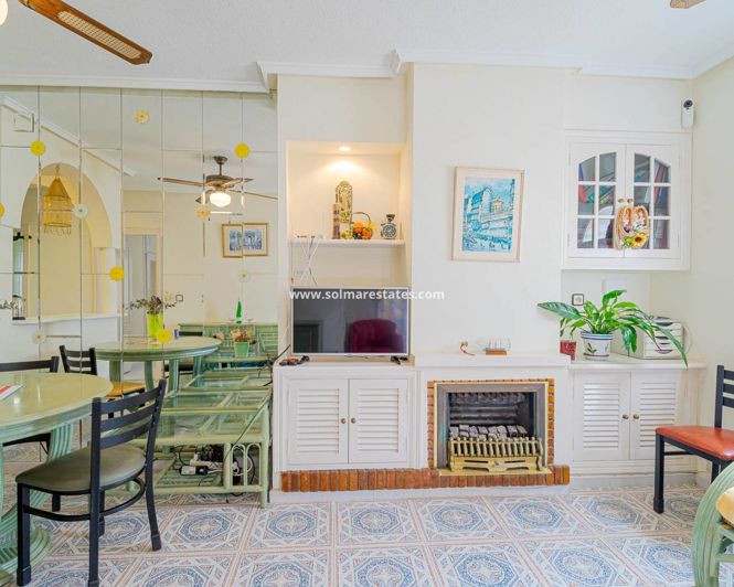 Image No.18-2 Bed Apartment for sale