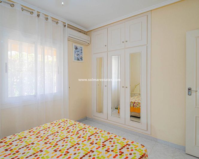 Image No.27-2 Bed Apartment for sale