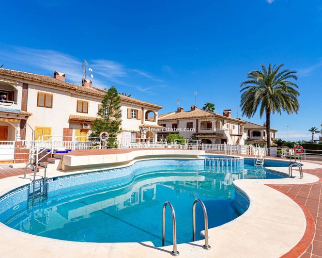 Image No.40-2 Bed Apartment for sale