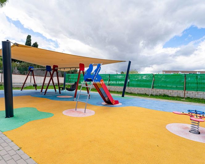 Image No.42-2 Bed Apartment for sale