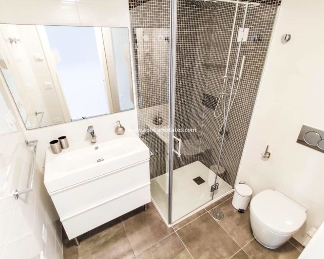 Image No.9-2 Bed Apartment for sale