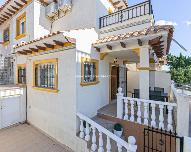 Image No.2-Quad de 3 chambres à vendre à Playa Flamenca