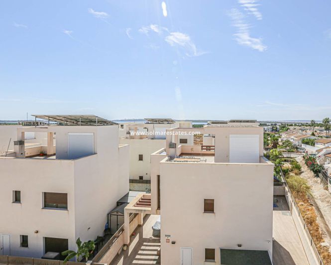 Image No.2-3 Bed Villa for sale