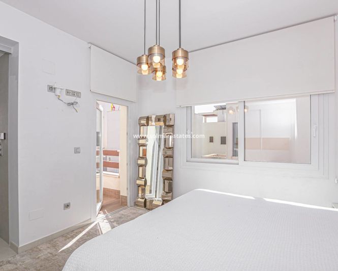 Image No.21-3 Bed Villa for sale