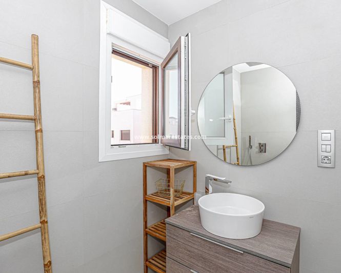 Image No.23-3 Bed Villa for sale