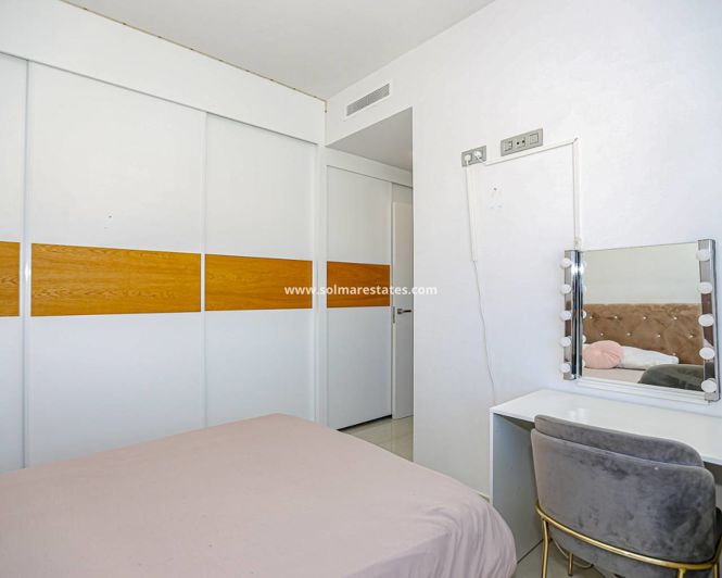 Image No.34-3 Bed Villa for sale