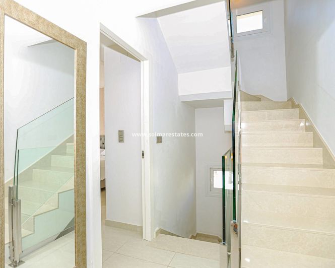 Image No.35-3 Bed Villa for sale