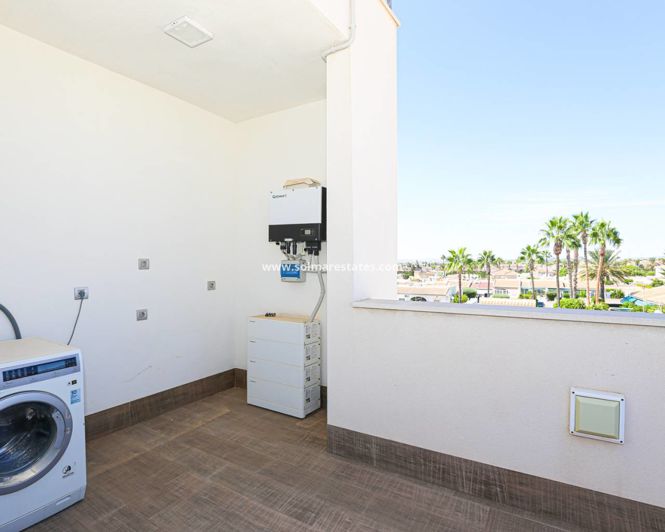 Image No.39-3 Bed Villa for sale