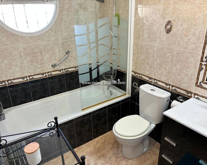 Image No.45-3 Bed Quad for sale