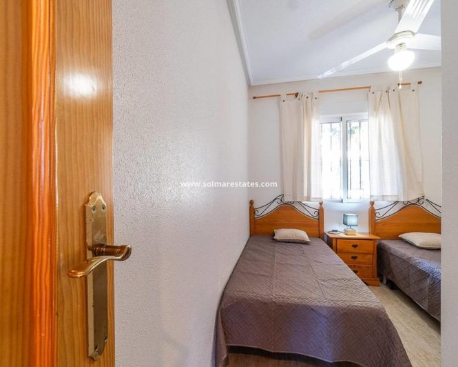 Image No.18-Appartement de 2 chambres à vendre à Villamartin