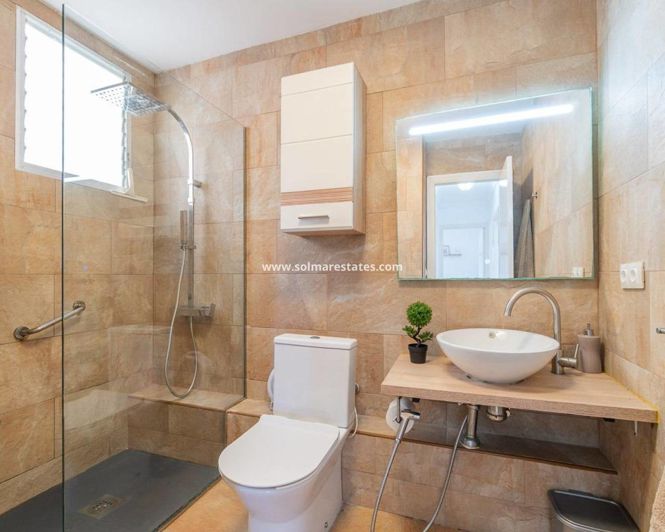 Image No.19-2 Bed Apartment for sale