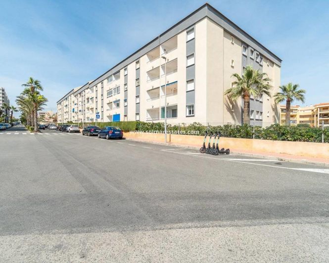 Image No.44-2 Bed Apartment for sale