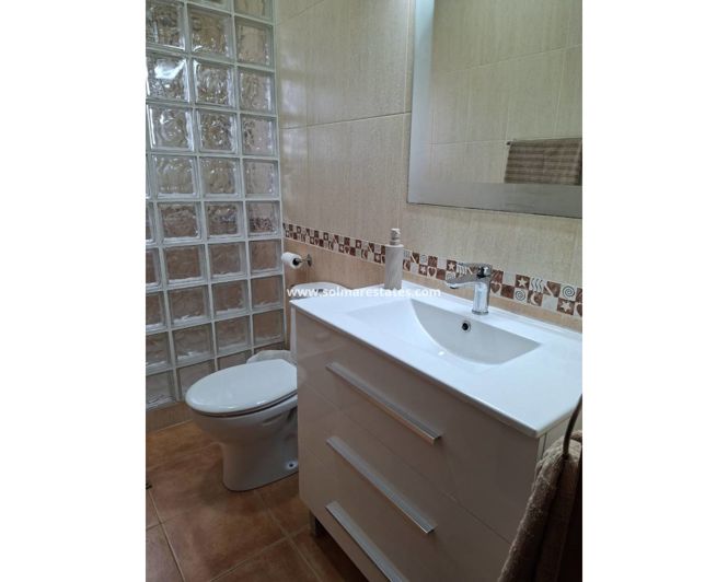 Image No.28-5 Bed Villa for sale