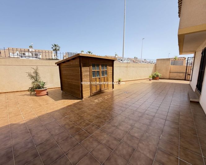 Image No.17-Appartement de 2 chambres à vendre à La Zenia