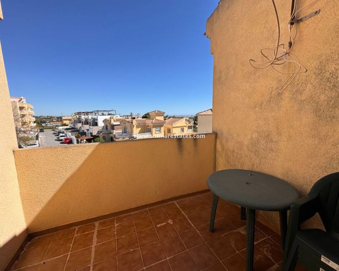 Image No.21-3 Bed Townhouse for sale