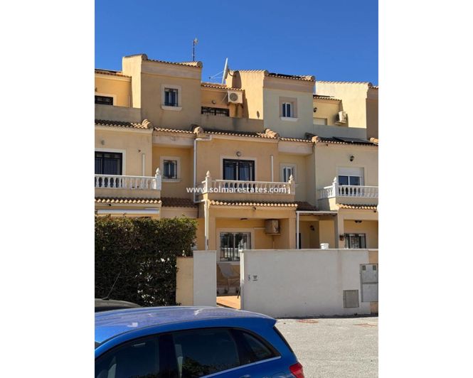 Image No.3-3 Bed Townhouse for sale