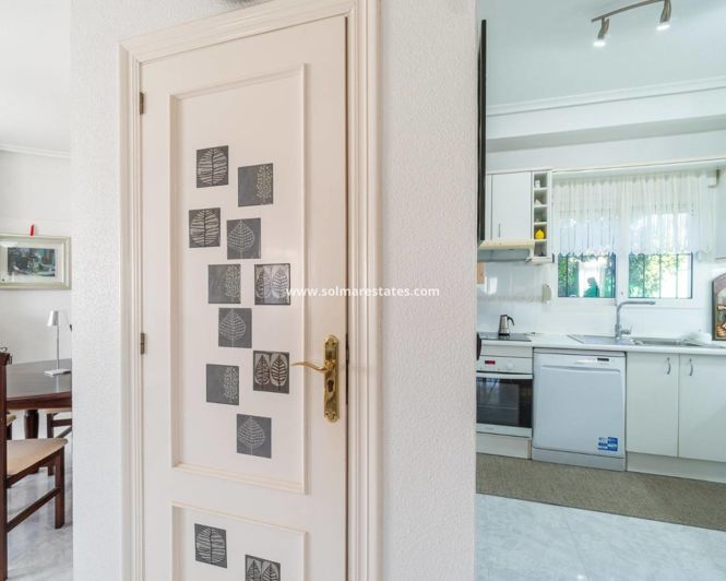 Image No.14-3 Bed Villa for sale