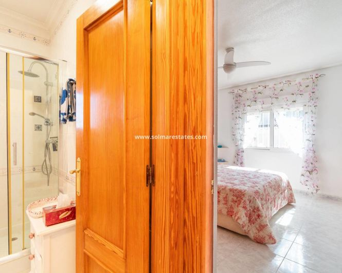 Image No.23-3 Bed Villa for sale