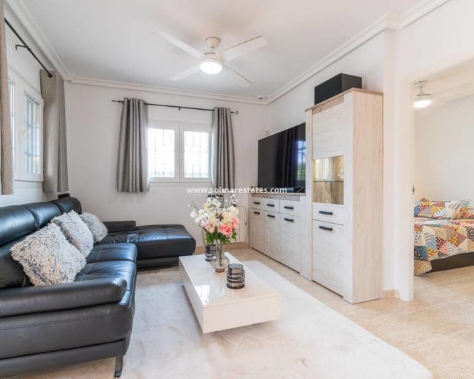 Image No.4-3 Bed Quad for sale