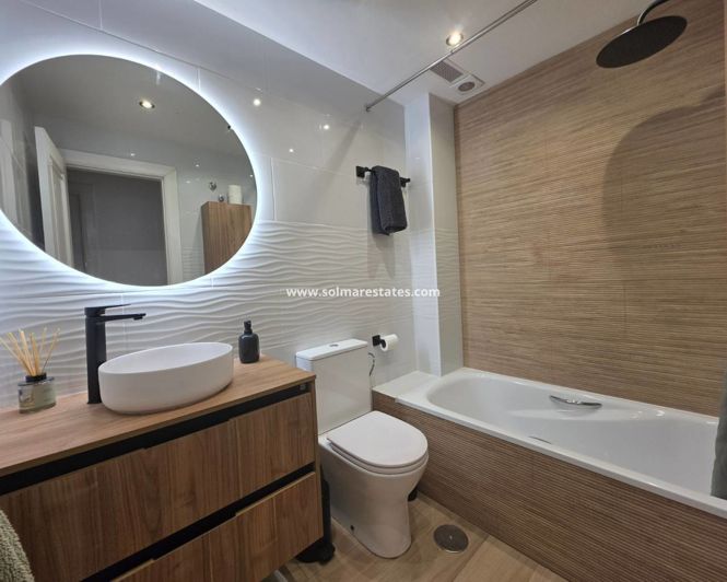 Image No.39-2 Bed Apartment for sale