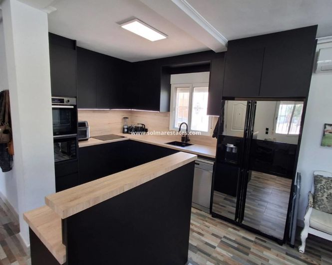 Image No.26-4 Bed Villa for sale